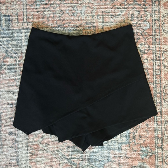 envelope mini skort - Picture 3 of 7